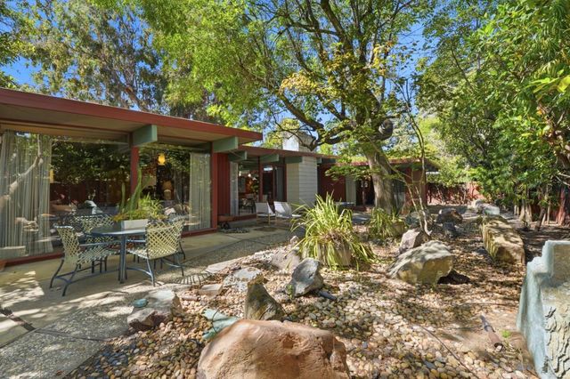 370 Shasta Drive, Palo Alto, CA 94306