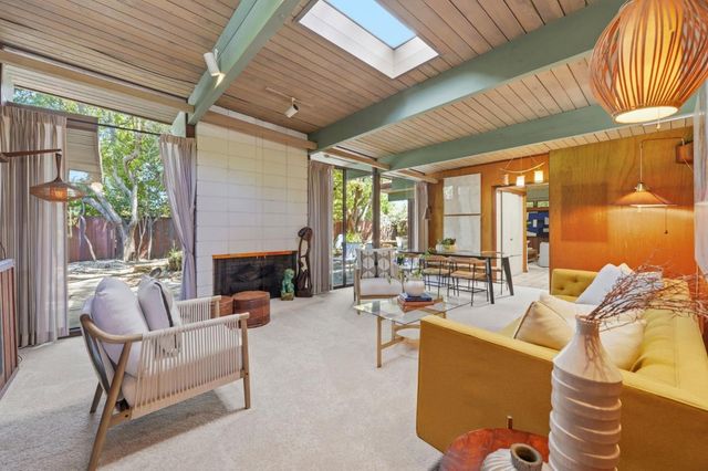 370 Shasta Drive, Palo Alto, CA 94306