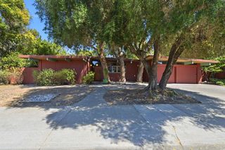 370 Shasta Drive, Palo Alto, CA 94306