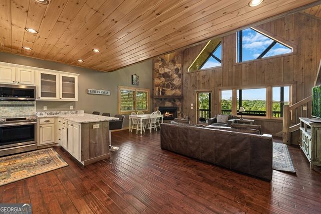 479 Big Timber Road, Mineral Bluff, GA 30559