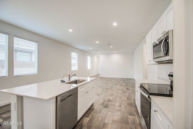 1749 W Stealth Avenue, Apache Junction, AZ 85120