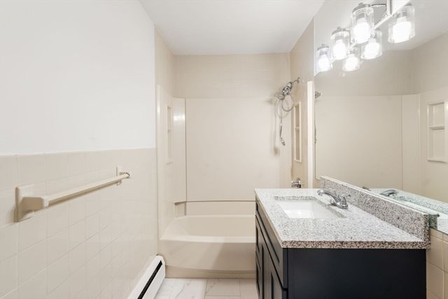 4 Westborough St, Worcester, MA 01604