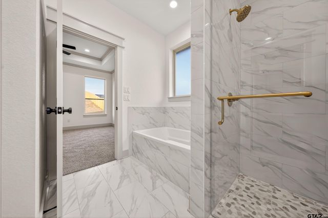 1070 Stagecoach Bend, Bullard, TX 75757