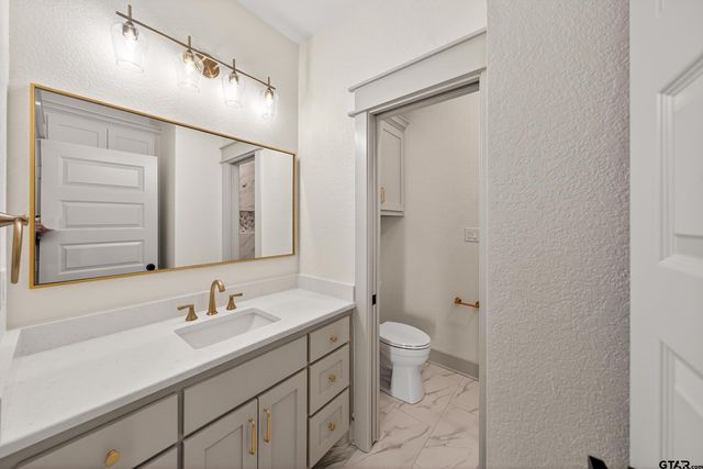 1070 Stagecoach Bend, Bullard, TX 75757