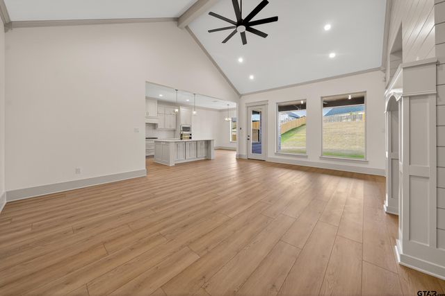 1070 Stagecoach Bend, Bullard, TX 75757