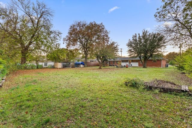 1802 N Waddill Street, Mckinney, TX 75069