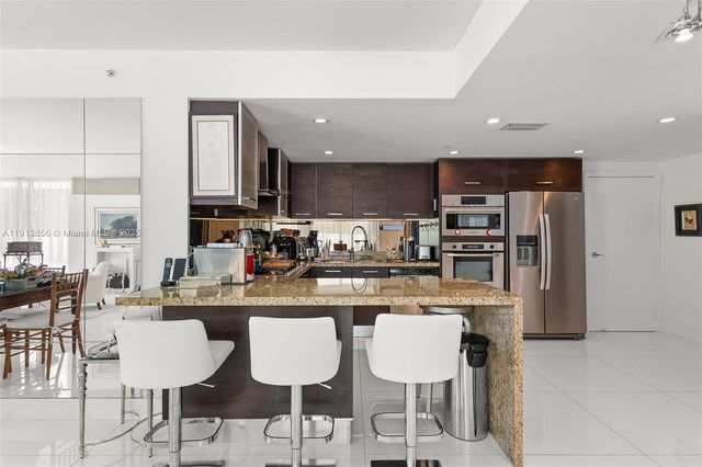 9400 W Bay Harbor Dr 101, Bay Harbor Islands, FL 33154