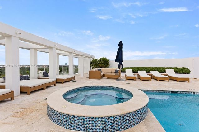 9400 W Bay Harbor Dr 101, Bay Harbor Islands, FL 33154