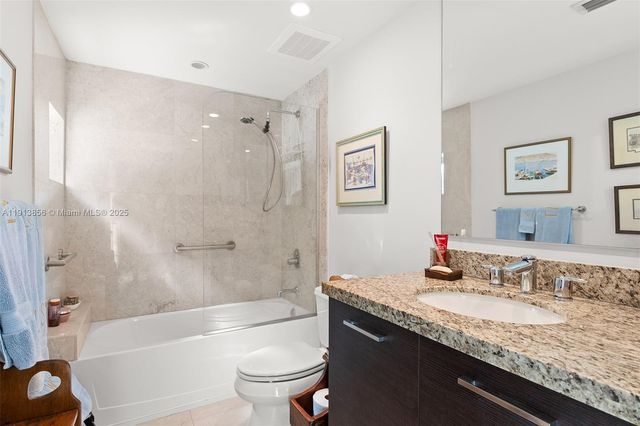 9400 W Bay Harbor Dr 101, Bay Harbor Islands, FL 33154