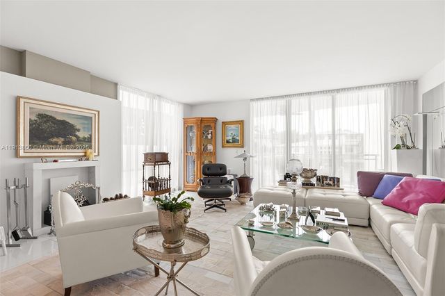 9400 W Bay Harbor Dr 101, Bay Harbor Islands, FL 33154