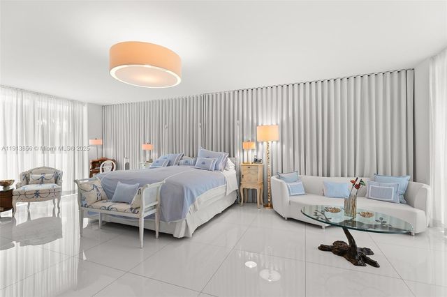 9400 W Bay Harbor Dr 101, Bay Harbor Islands, FL 33154