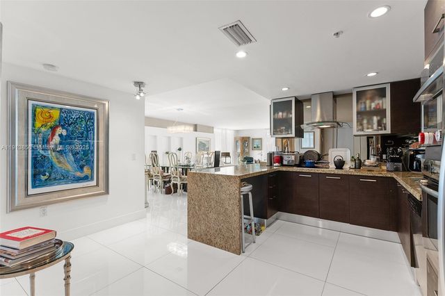 9400 W Bay Harbor Dr 101, Bay Harbor Islands, FL 33154