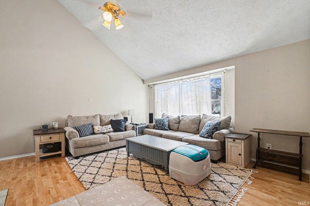 5507 Trippel Drive, Mishawaka, IN 46545