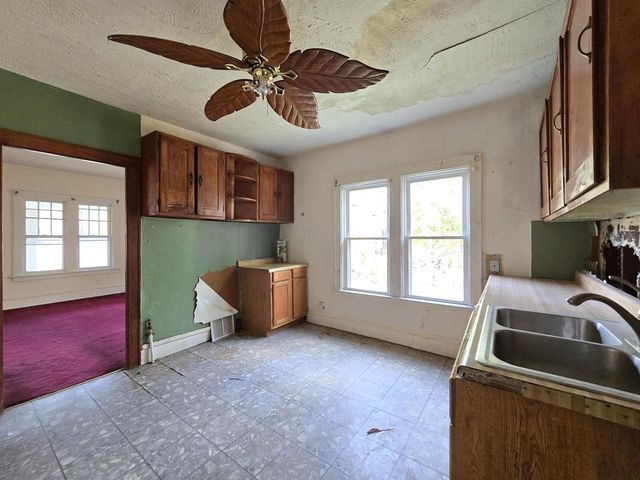 4715 W Villard AVENUE, Milwaukee, WI 53218