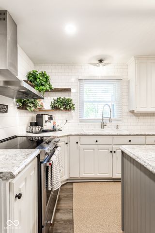 5325 Far Hill Road, Indianapolis, IN 46226