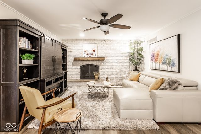 5325 Far Hill Road, Indianapolis, IN 46226