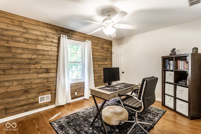 5325 Far Hill Road, Indianapolis, IN 46226