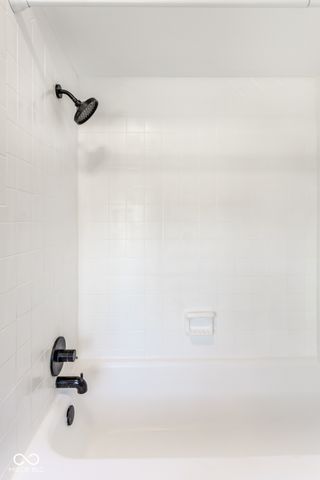 5325 Far Hill Road, Indianapolis, IN 46226