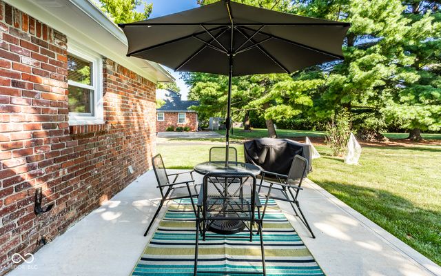 5325 Far Hill Road, Indianapolis, IN 46226