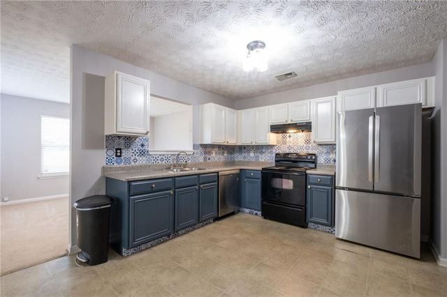 315 Furrow Creek Court, Jackson, GA 30233