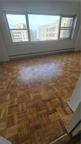 8 Fordham Hill Oval 16A, Bronx, NY 10468