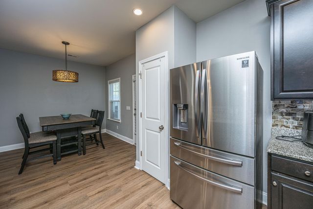 1076 Bennington Drive, Charleston, SC 29492