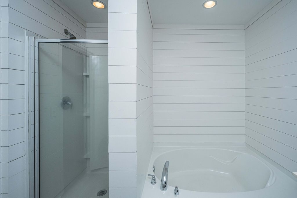 Image 17 of property listing at 1076 Bennington Drive, Charleston, SC 29492