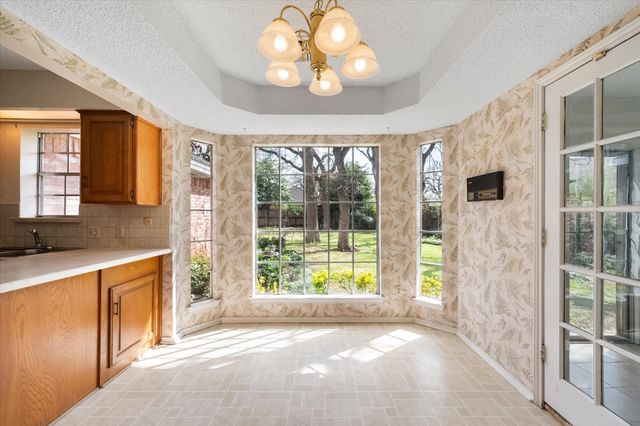 3601 Lake Champlain Drive, Arlington, TX 76016