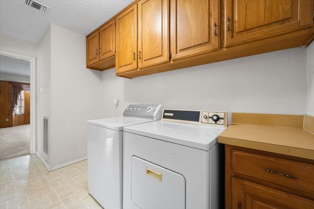 3601 Lake Champlain Drive, Arlington, TX 76016