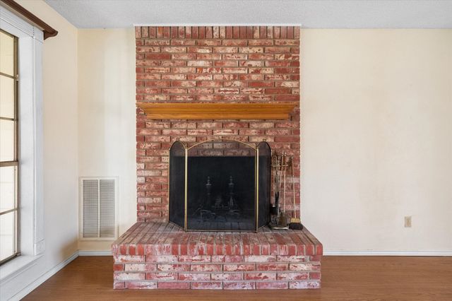 3601 Lake Champlain Drive, Arlington, TX 76016