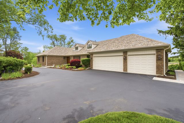 2208 Shetland Road, Inverness, IL 60010