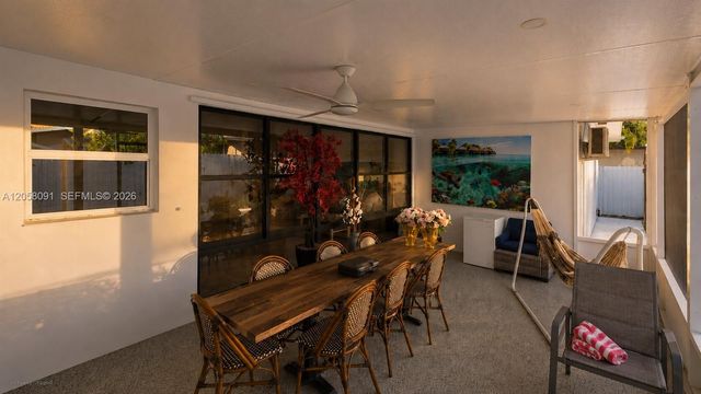565 NE 179th Dr, North Miami Beach, FL 33162