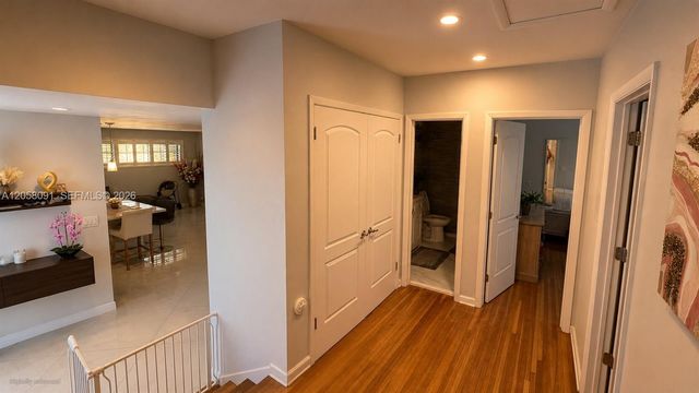 565 NE 179th Dr, North Miami Beach, FL 33162
