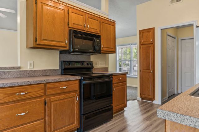 1372 Gailard Dr., Conway, SC 29526
