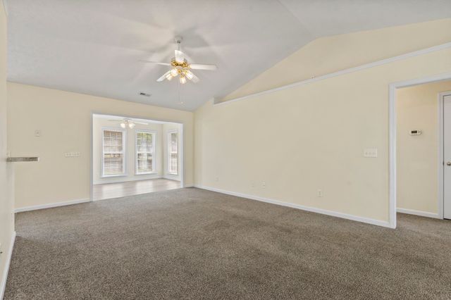 1372 Gailard Dr., Conway, SC 29526
