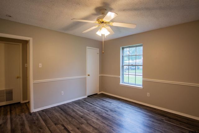 1211 Brookshire Dr, Tyler, TX 75701