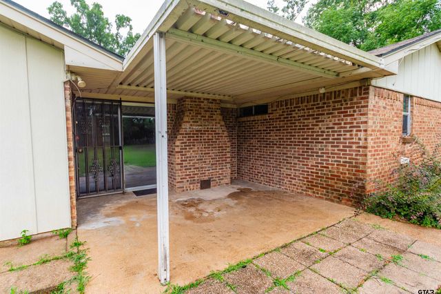 1211 Brookshire Dr, Tyler, TX 75701