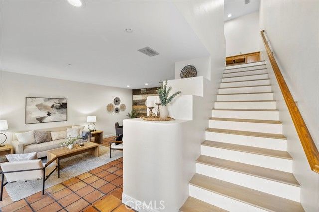 19 Vinca Court, Ladera Ranch, CA 92694