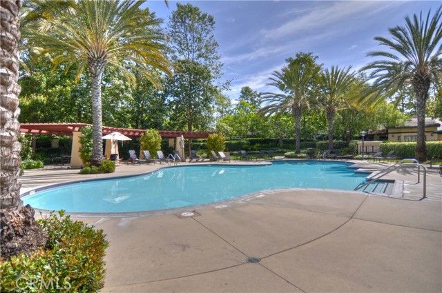 19 Vinca Court, Ladera Ranch, CA 92694