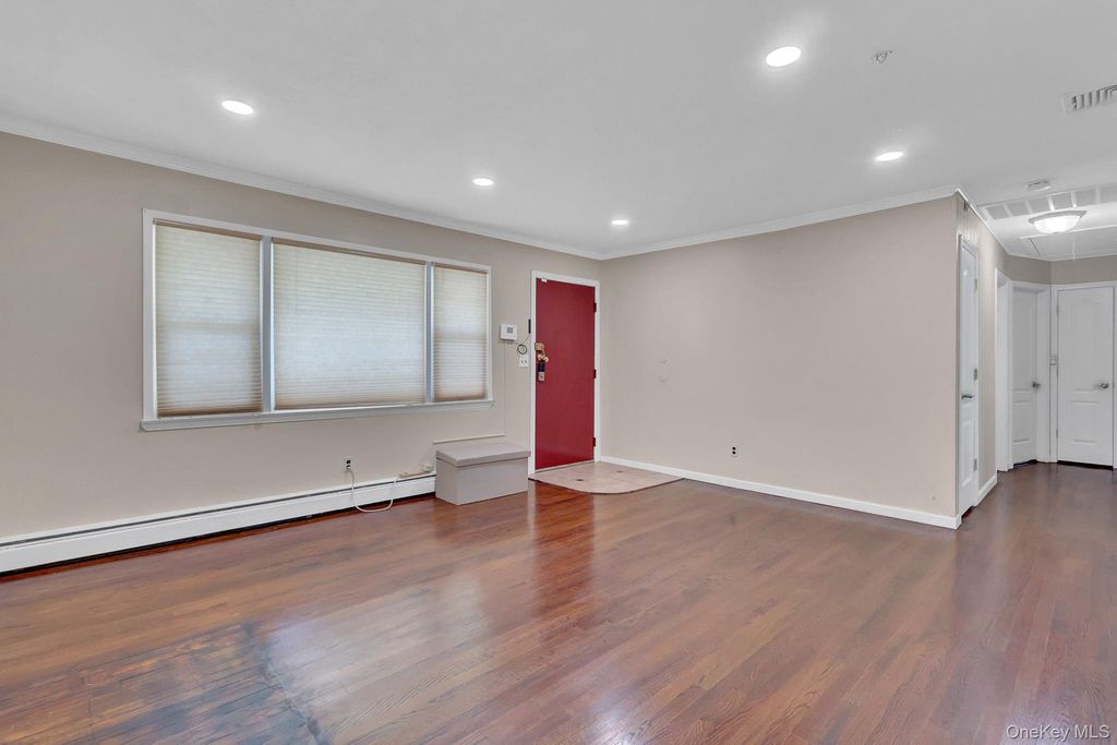 41 Hopes Avenue, Holtsville, NY 11742 — photo 5