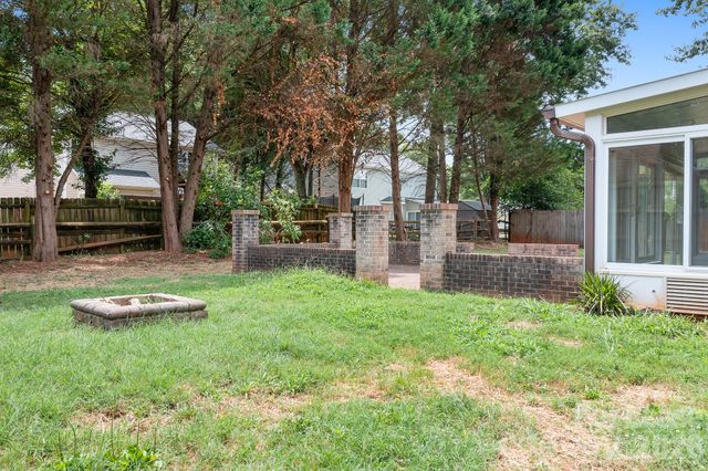 9020 Agnes Park Lane, Huntersville, NC 28078