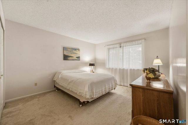 330 Conestoga Way 330, Glastonbury, CT 06033