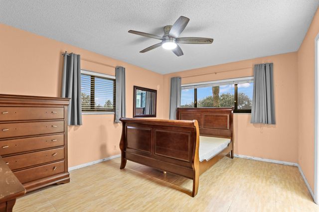 5280 Las Verdes Circle 219, Delray Beach, FL 33484