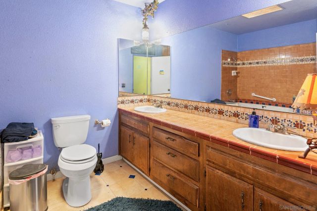 10704 Challenge, La Mesa, CA 91941