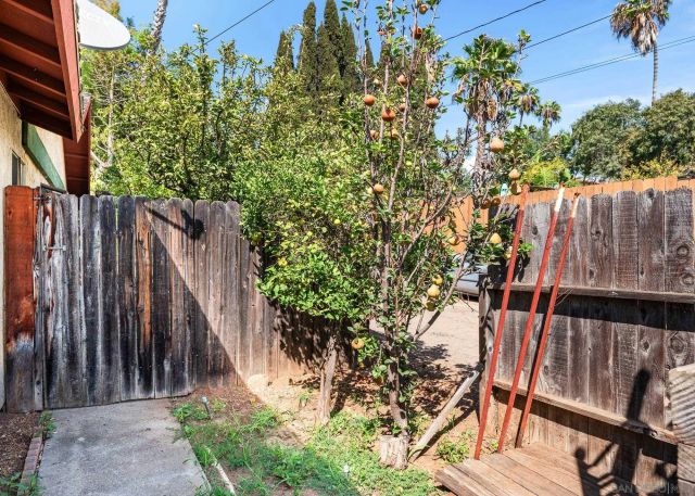 10704 Challenge, La Mesa, CA 91941