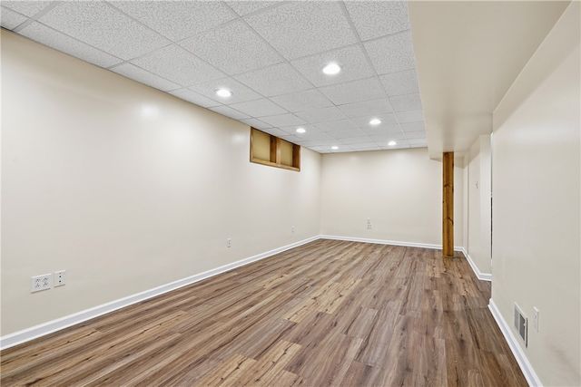 1406 Lexington Dr, Cecil, PA 15055