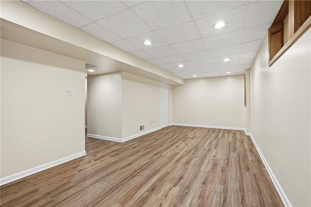 1406 Lexington Dr, Cecil, PA 15055