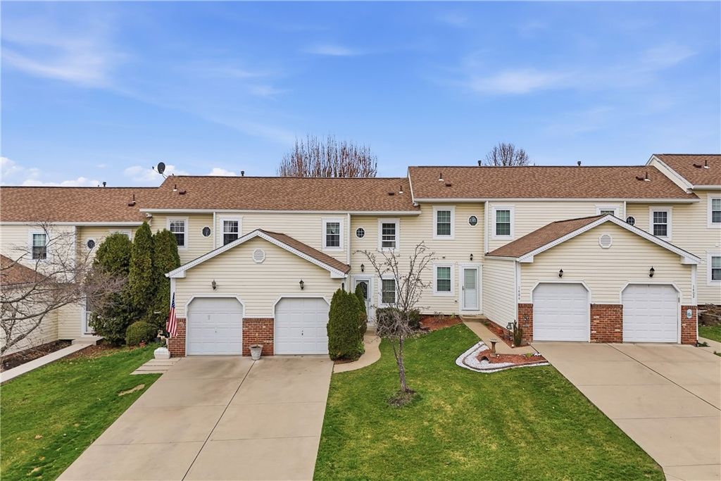 1406 Lexington Dr, Cecil, PA 15055