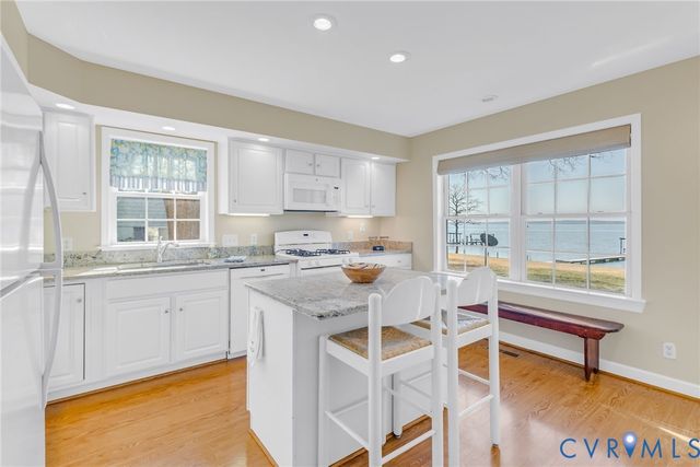 1159 Riverdale Rd, Warsaw, VA 22572