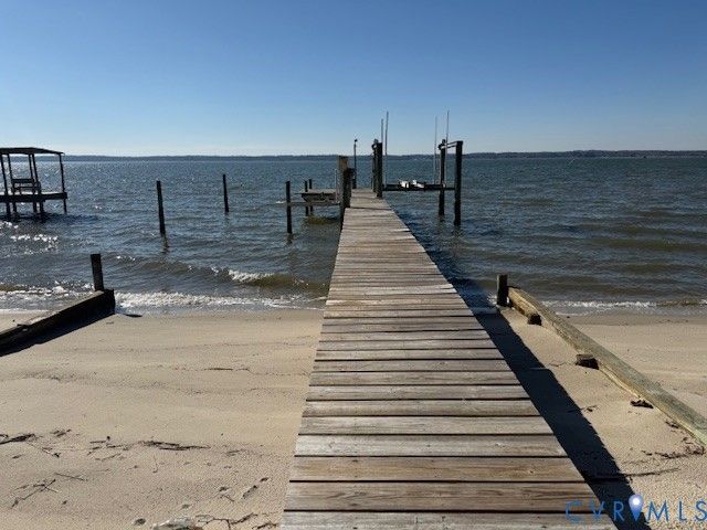 1159 Riverdale Rd, Warsaw, VA 22572